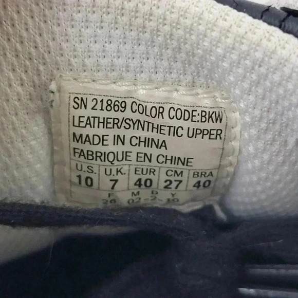 Vintage 2010 Skechers Black White Athletic Leather Running Tennis Shoes - 10 - Picture 10 of 10